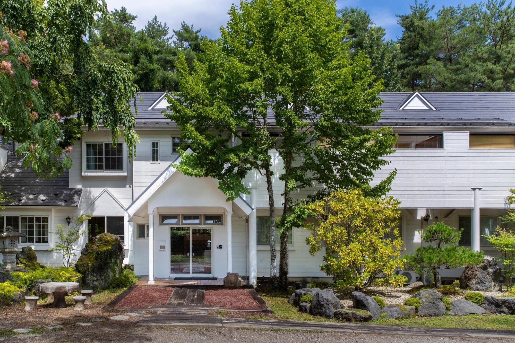 פוג'יושידה Fujiyama Inn Conifer מראה חיצוני תמונה